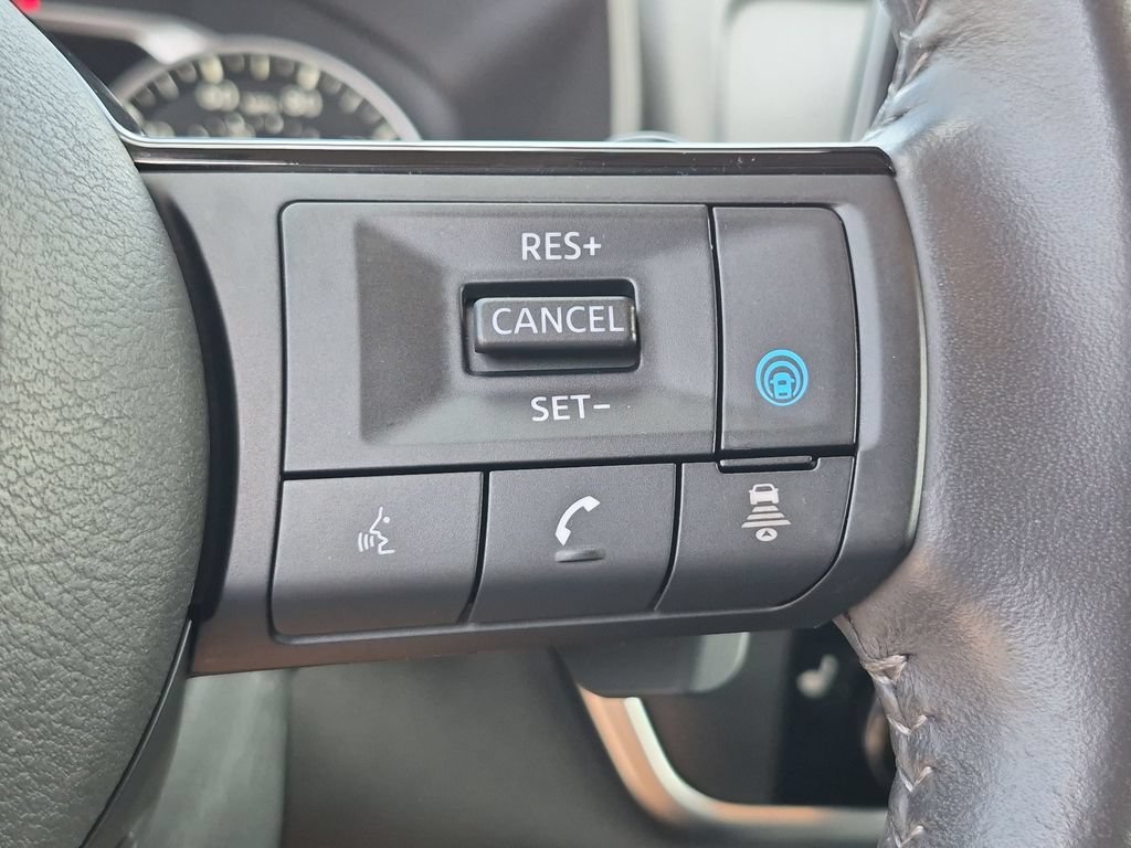 Certified 2023 Nissan Rogue SV w/ SV Premium B Package AWD/4WD image 18