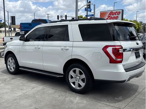 Used 2020 Ford Expedition XLT w/ Equipment Group 202A AWD/4WD image 50