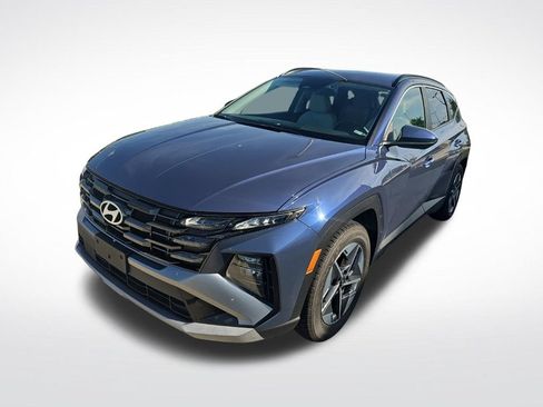 Used 2025 Hyundai Tucson SEL FWD image 3