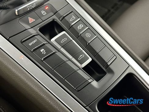 Used 2024 Porsche 718 Boxster S image 31