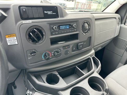 Used 2026 Ford E-350 and Econoline 350 Super Duty w/ Interior Upgrade Package image 23