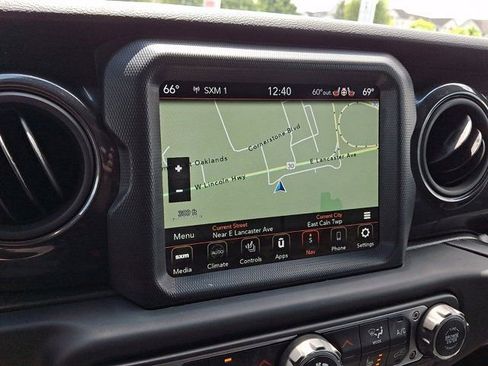Certified 2021 Jeep Wrangler Unlimited Sport AWD/4WD image 21