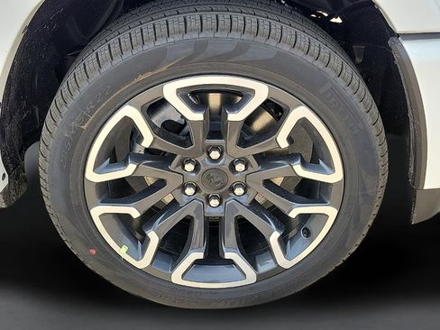 New 2026 RAM 1500 Limited w/ Trailer Tow Group AWD/4WD image 7