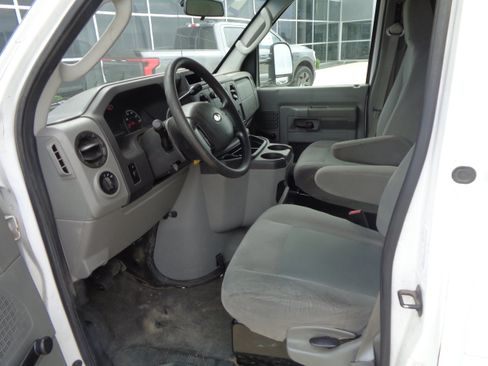 Used 2012 Ford E-350 and Econoline 350 Super Duty w/ Payload Pkg RWD image 7