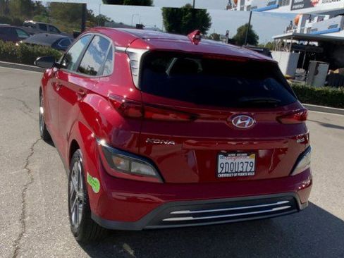 Used 2023 Hyundai Kona SEL w/ Cargo Package image 7