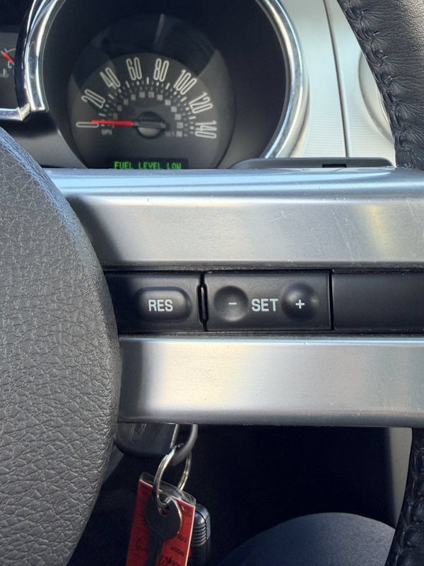 Used 2005 Ford Mustang GT RWD image 35