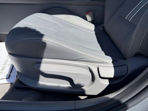 Certified 2024 Hyundai Elantra SEL image 15