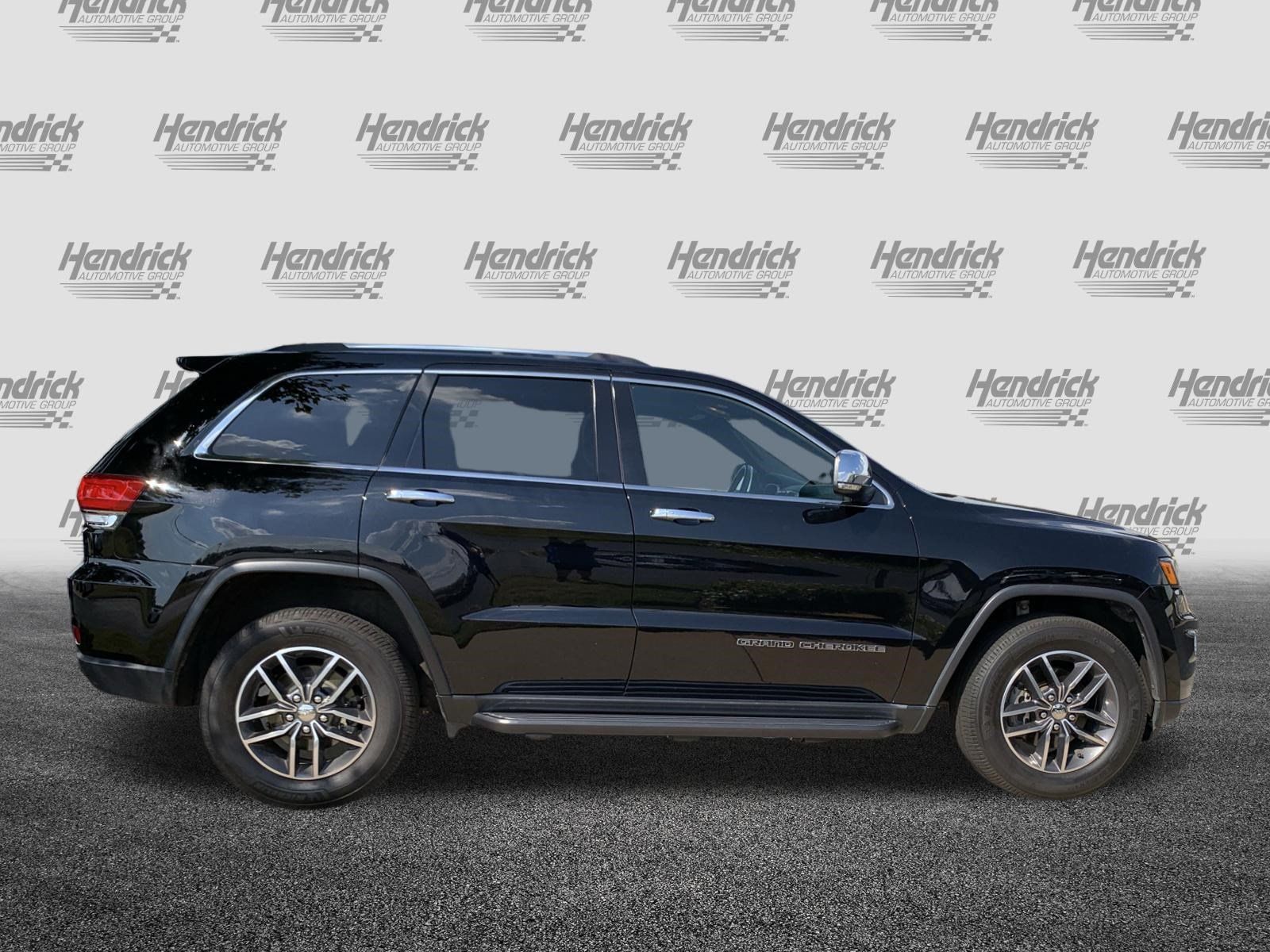 Used 2017 Jeep Grand Cherokee Limited w/ Luxury Group II AWD/4WD image 11