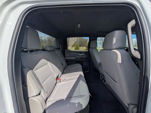 Used 2024 Chevrolet Silverado 1500 RST AWD/4WD image 11