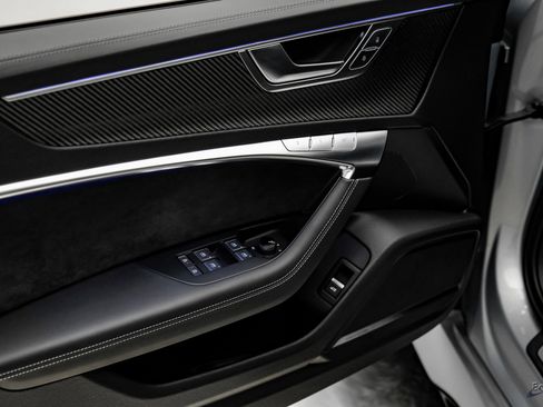 Used 2025 Audi RS 6 performance image 78