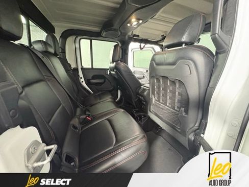 Used 2020 Jeep Gladiator Rubicon AWD/4WD image 26