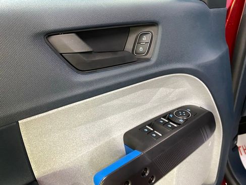 New 2025 Ford Maverick XLT w/ XLT Luxury Package image 27