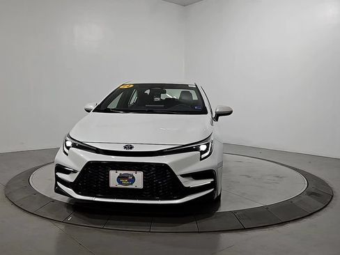 Used 2024 Toyota Corolla SE FWD image 9