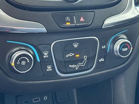 Used 2024 Chevrolet Equinox LT FWD image 23