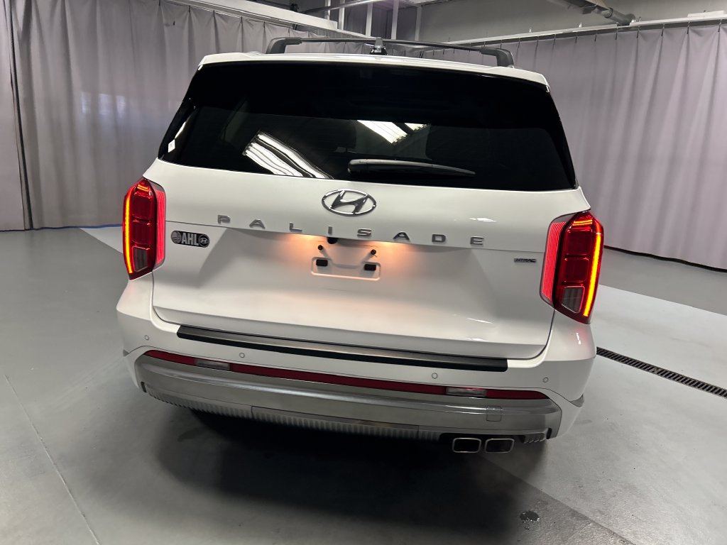 Used 2025 Hyundai Palisade Calligraphy AWD/4WD image 6