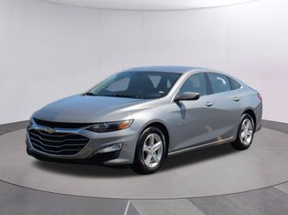 Used 2023 Chevrolet Malibu LT FWD video 1