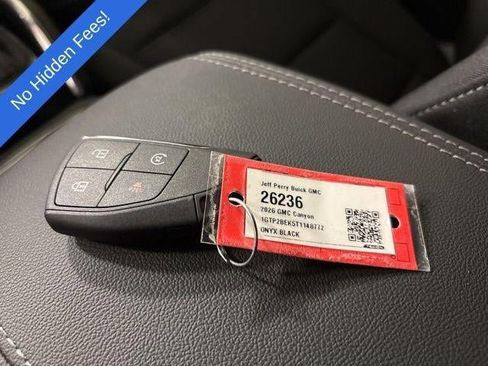 New 2026 GMC Canyon Elevation w/ Convenience Package image 4