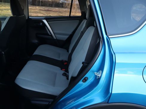 Used 2017 Toyota RAV4 XLE image 20