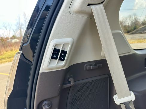 Used 2016 Lexus GX 460 Luxury image 25