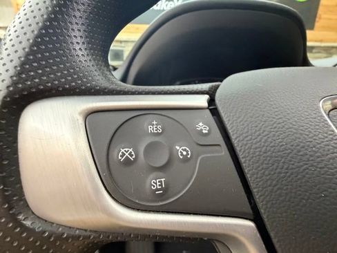 Used 2023 GMC Terrain SLE w/ Driver Convenience Package AWD/4WD image 25