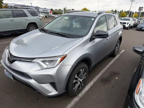 Used 2018 Toyota RAV4 LE w/ All Weather Liner Package AWD/4WD image 2