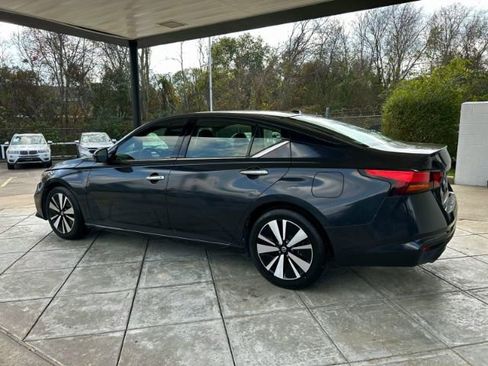 Used 2019 Nissan Altima 2.5 SL image 2