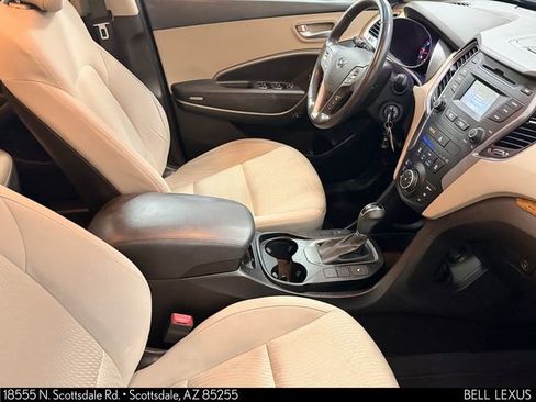 Used 2014 Hyundai Santa Fe GLS FWD image 12