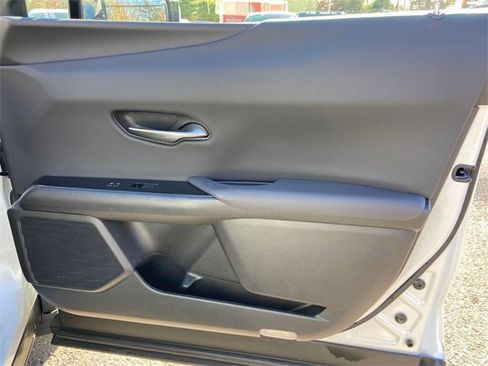 Used 2024 Lexus UX 250h AWD w/ Premium Package image 29