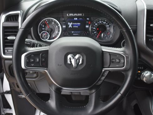 Used 2023 RAM 1500 Laramie AWD/4WD image 18