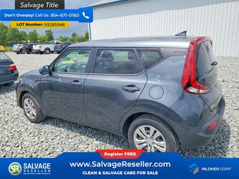 Used 2021 Kia Soul LX FWD image 3