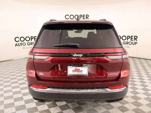 Used 2024 Jeep Grand Cherokee Limited RWD image 23