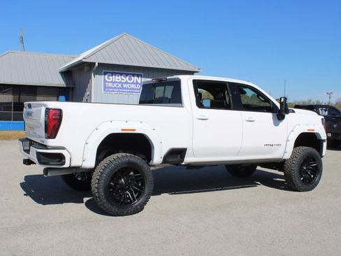 Used 2025 GMC Sierra 2500 AT4 w/ AT4 Premium Plus Package image 13