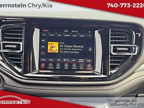 Used 2024 Dodge Durango SXT image 7