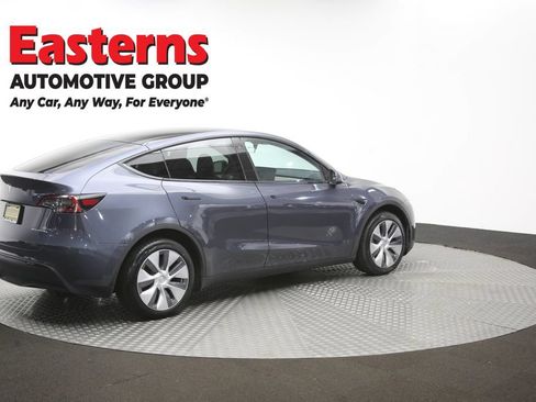 Used 2023 Tesla Model Y Long Range AWD/4WD image 37