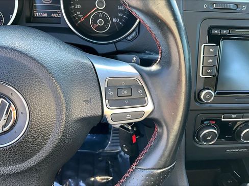 Used 2013 Volkswagen GTI 4-Door image 22