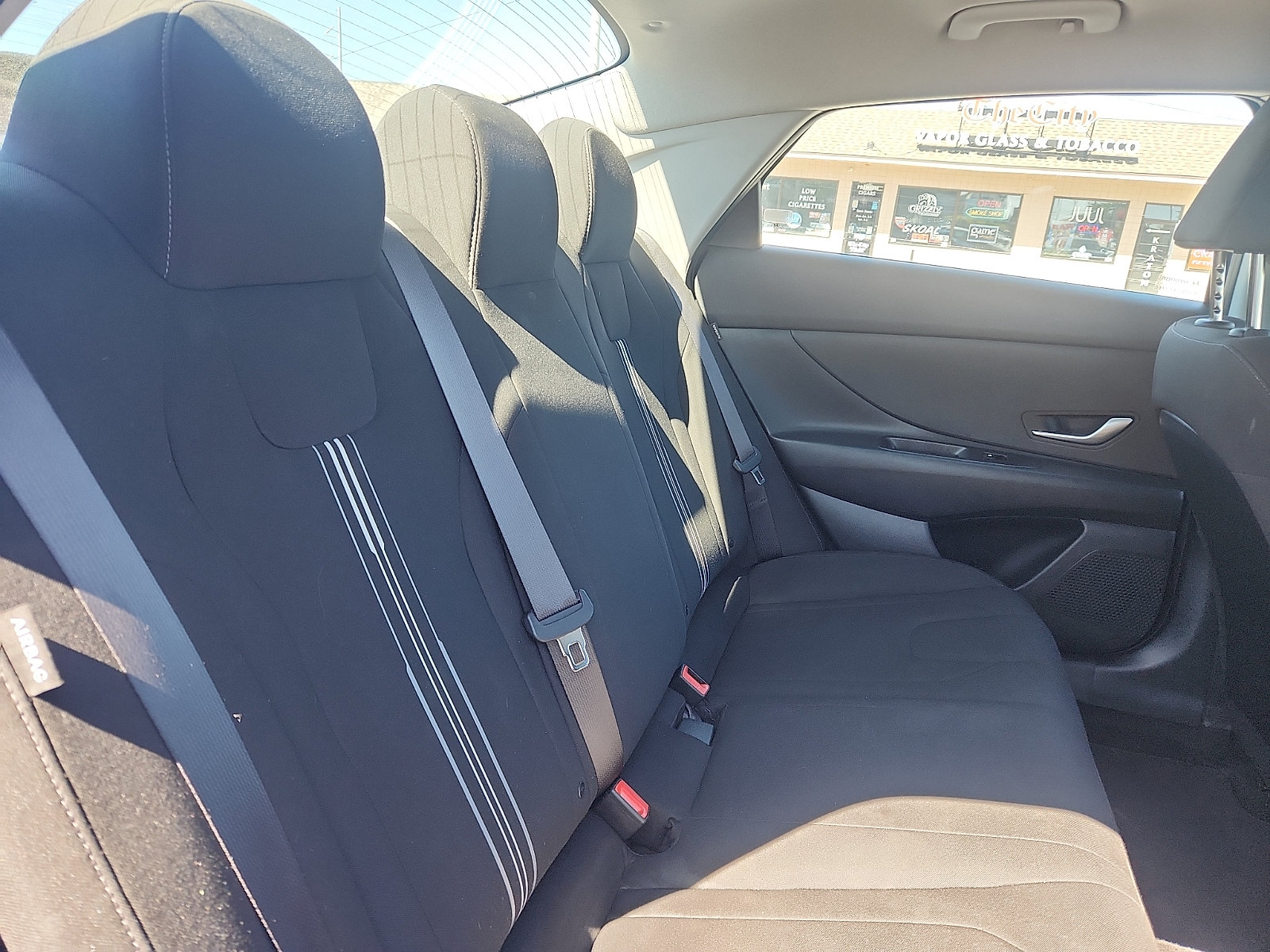 Certified 2024 Hyundai Elantra SEL FWD image 28