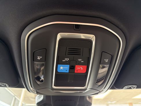 New 2026 Jeep Cherokee Laredo AWD/4WD image 21