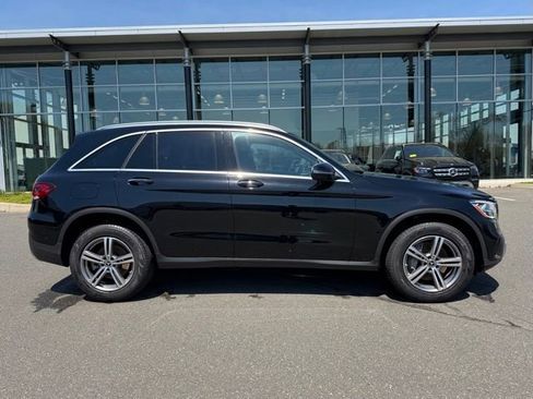 Certified 2022 Mercedes-Benz GLC 300 4MATIC w/ Multimedia Package Lite image 8