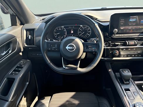 Certified 2024 Nissan Pathfinder Rock Creek AWD/4WD image 13