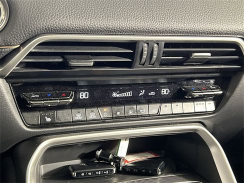 Used 2024 MAZDA CX-90 Plug-In Hybrid w/ Premium Pkg image 16