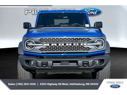 New 2026 Ford Bronco Badlands w/ Sasquatch Package AWD/4WD image 3