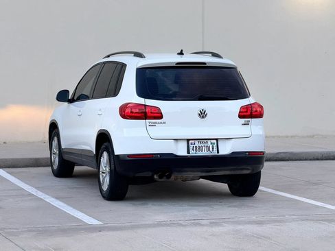 Used 2017 Volkswagen Tiguan Limited w/ Premium Package AWD/4WD image 5