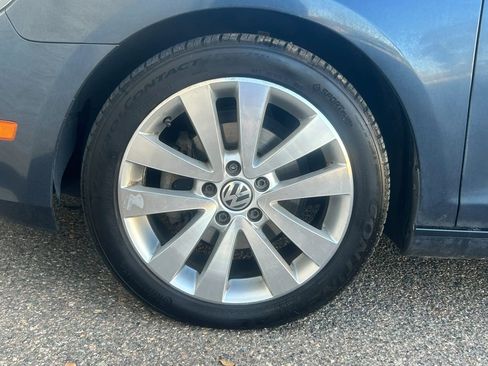 Used 2012 Volkswagen Golf TDI FWD image 26