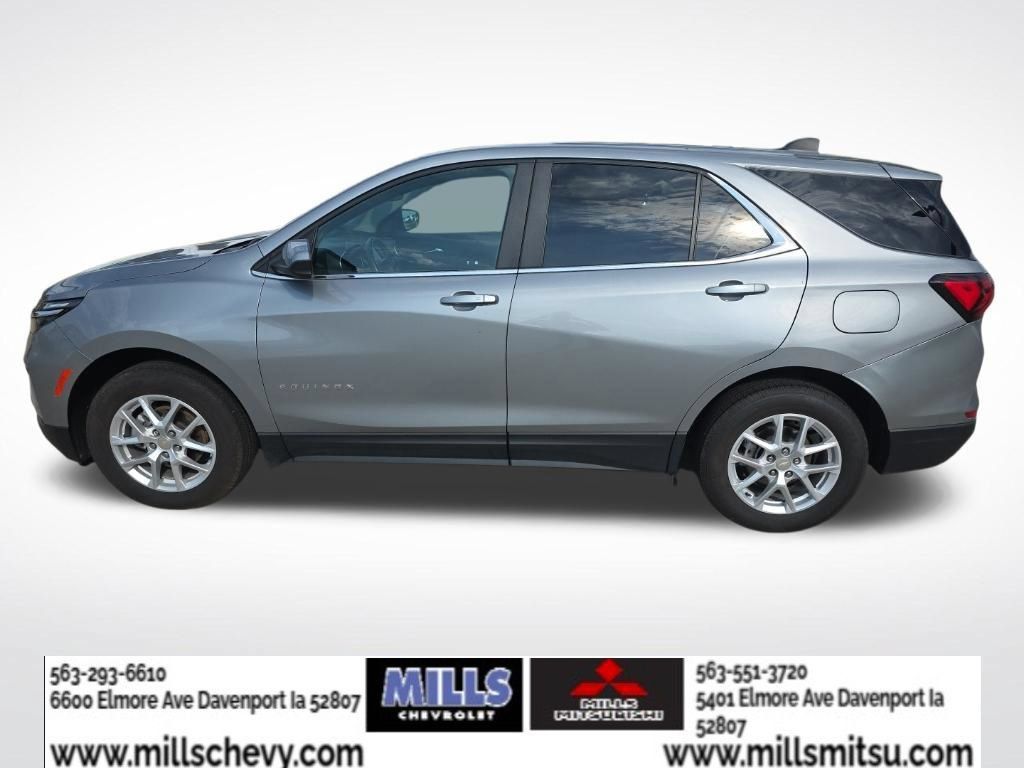 Used 2024 Chevrolet Equinox LT AWD/4WD image 2