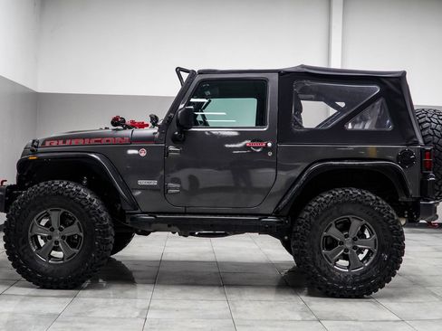 Used 2018 Jeep Wrangler Rubicon AWD/4WD image 10
