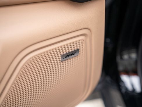 New 2026 Porsche Macan image 11