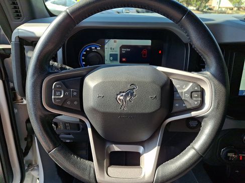 Certified 2021 Ford Bronco Big Bend w/ Sasquatch Package AWD/4WD image 20