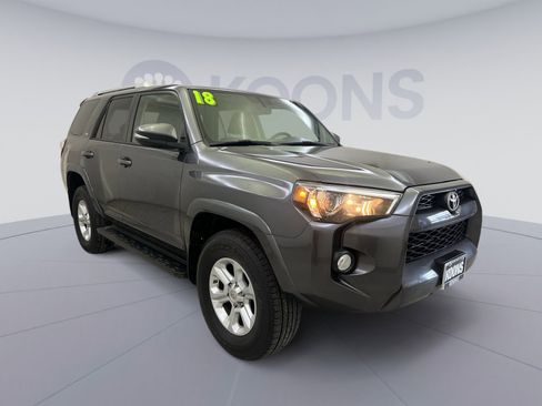 Used 2018 Toyota 4Runner SR5 Premium image 8