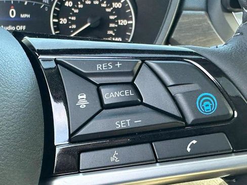 Certified 2025 Nissan Altima 2.5 SL FWD image 13
