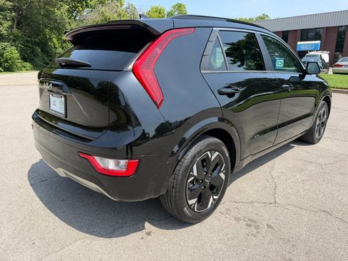 Used 2024 Kia Niro Wind FWD image 5